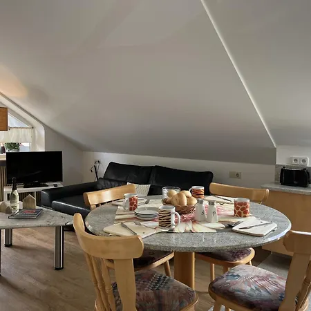 Stuttgart By Interhome הינטרצארטן